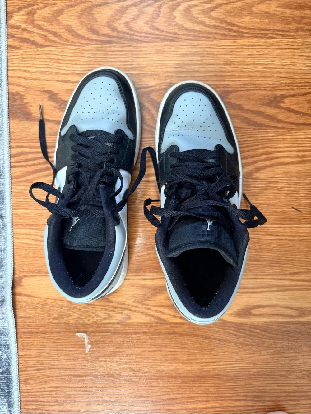Nike Air Jordan 1 Low Black White Gray Sneakers Men’s 10